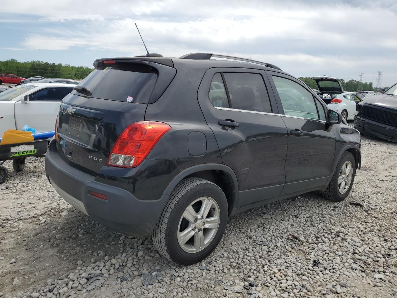 Photo 2 VIN: KL7CJLSB4FB061551 - CHEVROLET TRAX 