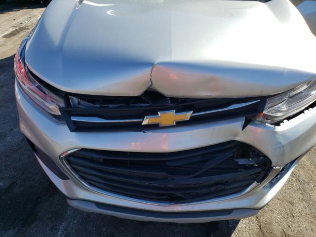 Photo 6 VIN: KL7CJLSB5KB823022 - CHEVROLET TRAX 1LT 