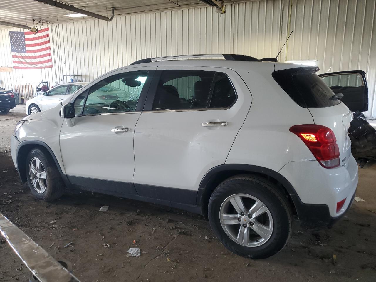 Photo 1 VIN: KL7CJLSB5KB933813 - CHEVROLET TRAX 