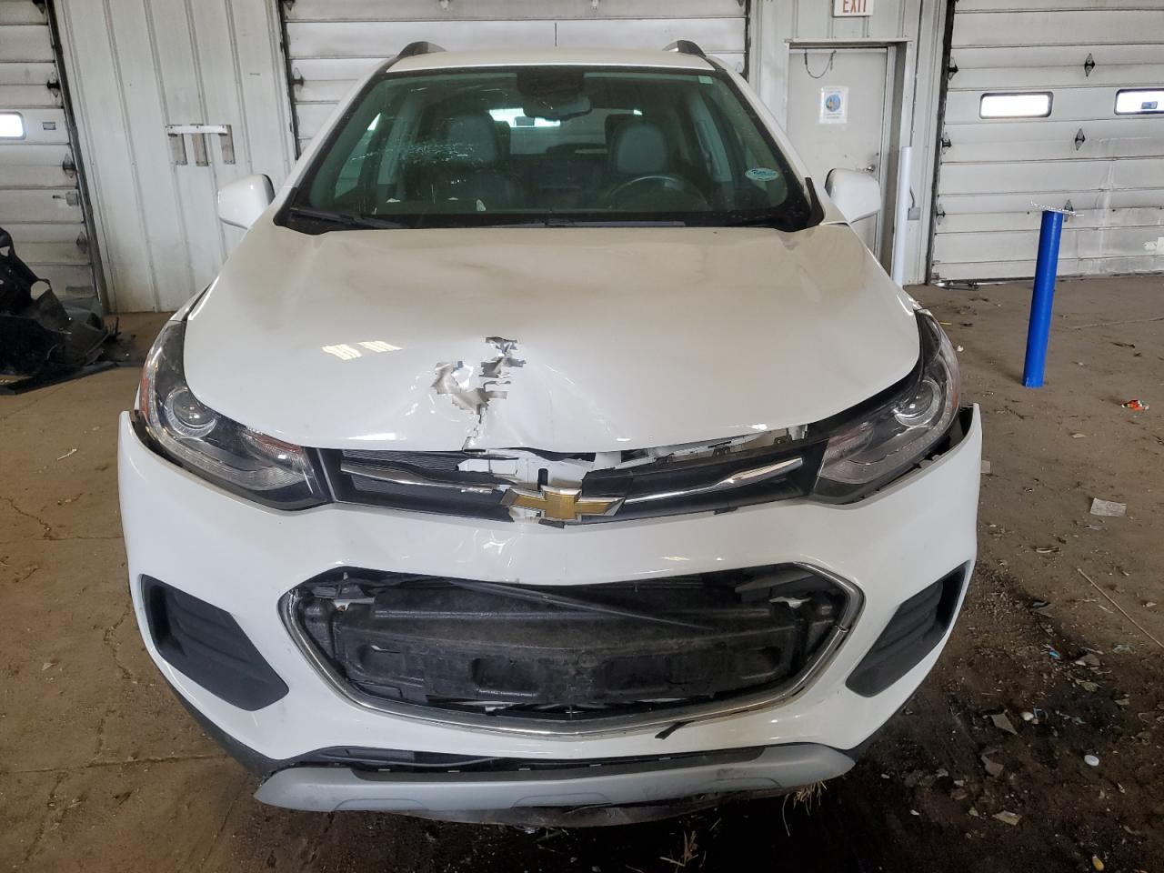 Photo 4 VIN: KL7CJLSB5KB933813 - CHEVROLET TRAX 