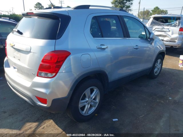 Photo 3 VIN: KL7CJLSB6JB681939 - CHEVROLET TRAX 