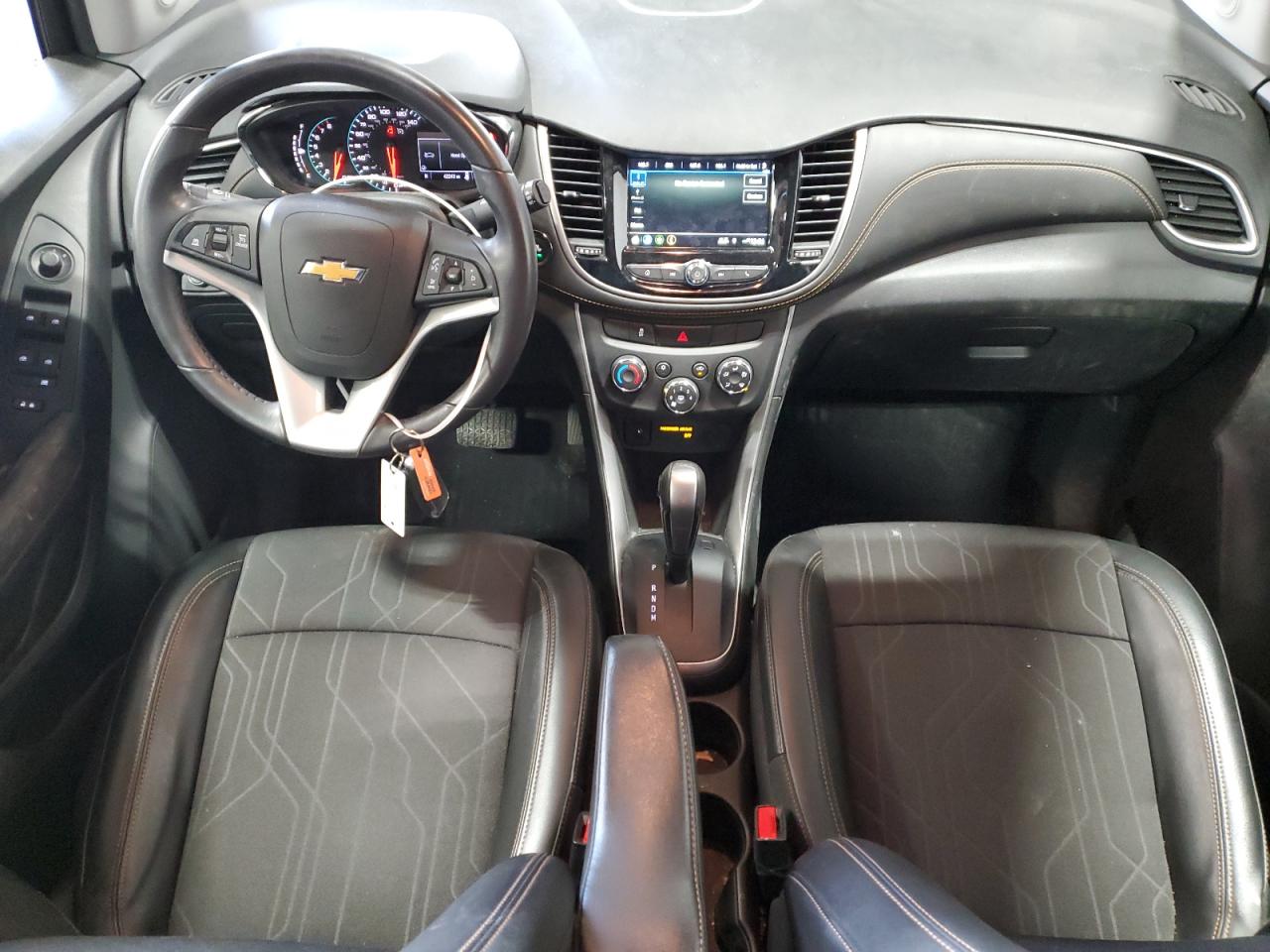 Photo 7 VIN: KL7CJLSB6KB855607 - CHEVROLET TRAX 