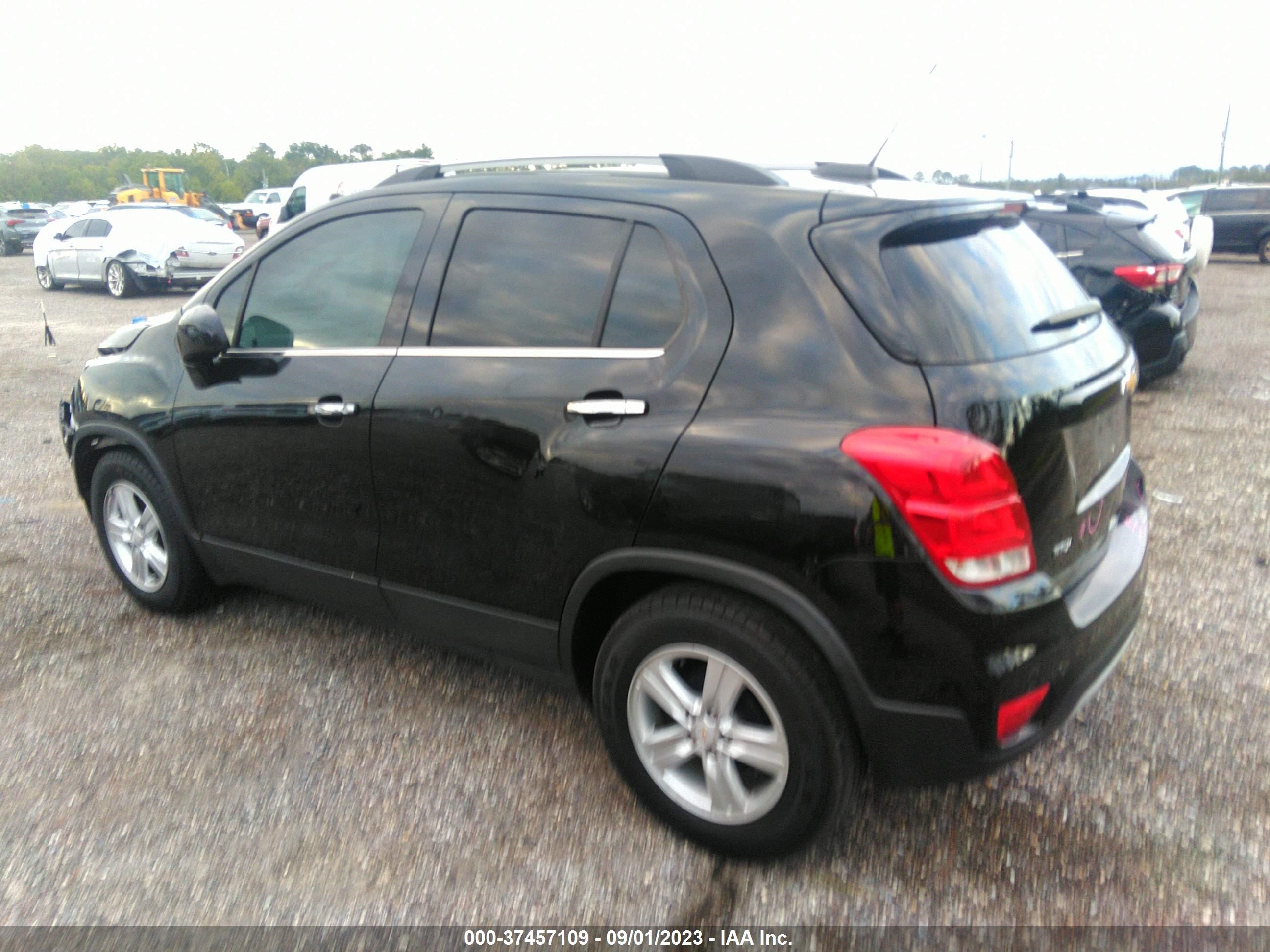 Photo 2 VIN: KL7CJLSB6KB907379 - CHEVROLET TRAX 