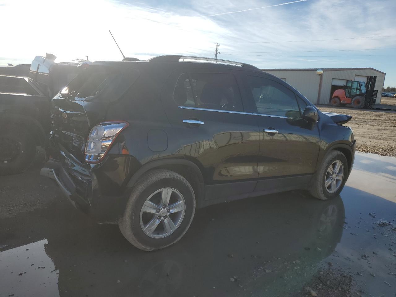 Photo 2 VIN: KL7CJLSB6KB918219 - CHEVROLET TRAX 