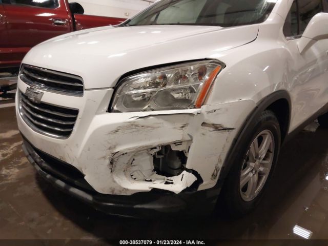 Photo 5 VIN: KL7CJLSB7GB639451 - CHEVROLET TRAX 