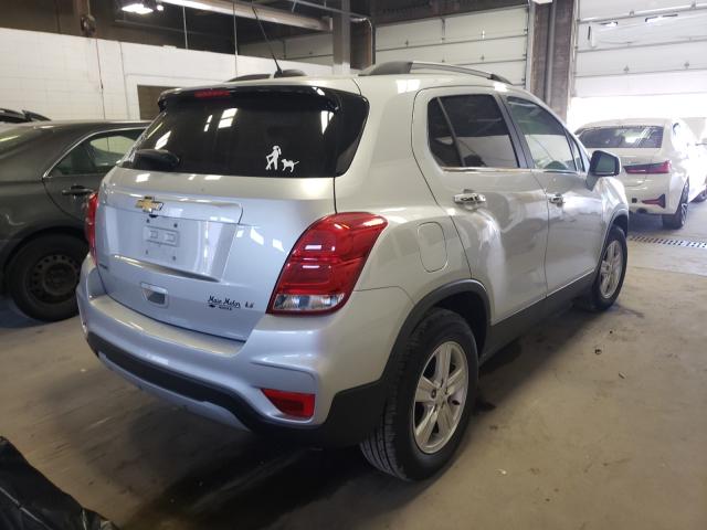 Photo 3 VIN: KL7CJLSB7JB693730 - CHEVROLET TRAX 1LT 