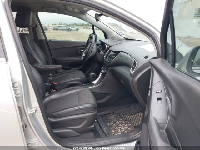 Photo 4 VIN: KL7CJLSB7JB724488 - CHEVROLET TRAX 