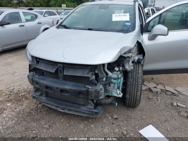 Photo 5 VIN: KL7CJLSB7JB724488 - CHEVROLET TRAX 