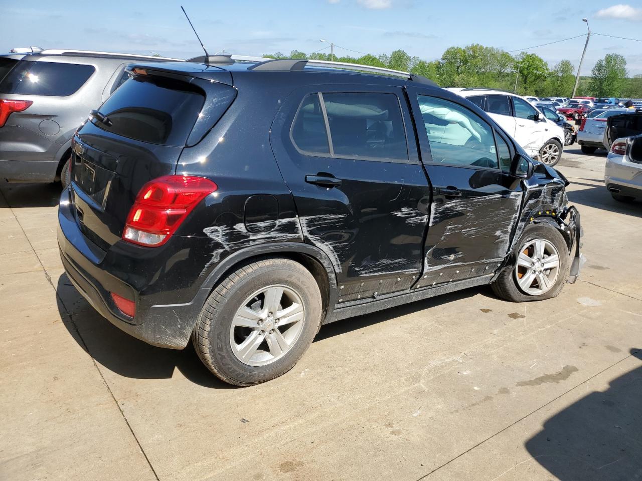 Photo 2 VIN: KL7CJLSB7MB325777 - CHEVROLET TRAX 