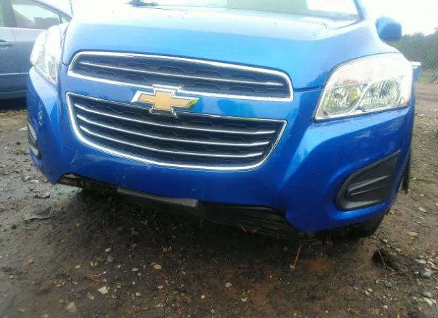 Photo 5 VIN: KL7CJLSB8FB263972 - CHEVROLET TRAX 