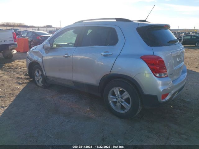 Photo 2 VIN: KL7CJLSB8JB718215 - CHEVROLET TRAX 