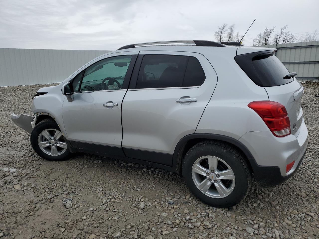 Photo 1 VIN: KL7CJLSB8JB734818 - CHEVROLET TRAX 