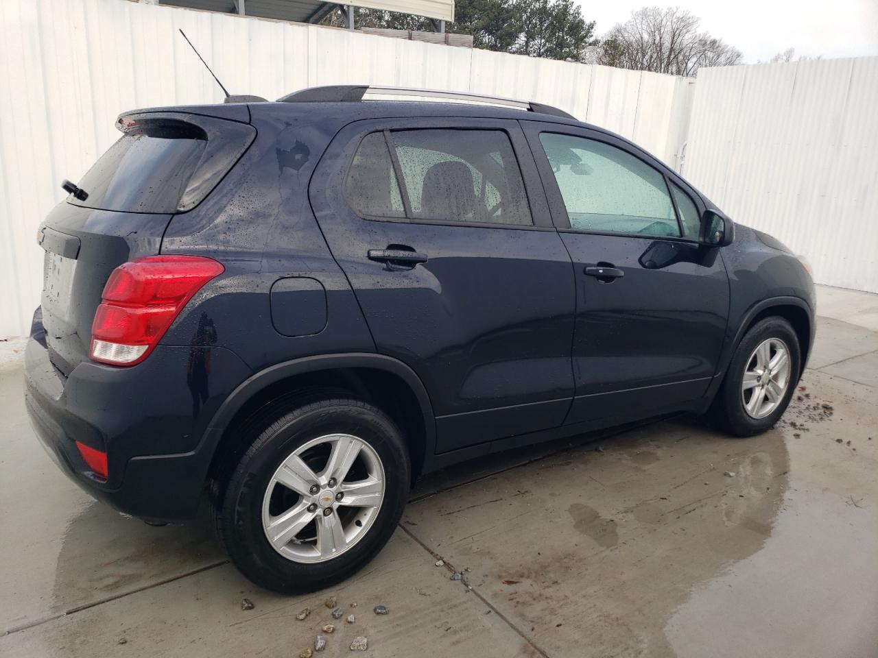 Photo 2 VIN: KL7CJLSB8MB323245 - CHEVROLET TRAX 