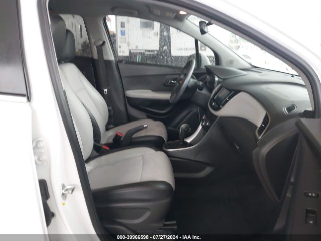 Photo 4 VIN: KL7CJLSB9HB153869 - CHEVROLET TRAX 