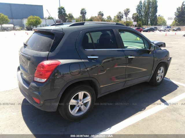 Photo 3 VIN: KL7CJLSB9JB677139 - CHEVROLET TRAX 