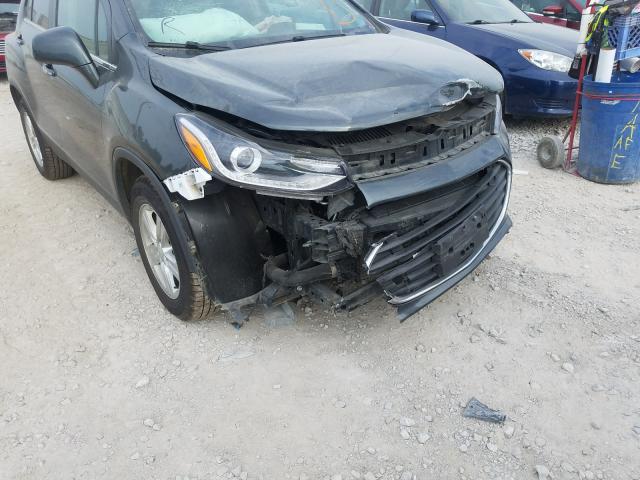 Photo 8 VIN: KL7CJLSB9JB685709 - CHEVROLET TRAX 1LT 