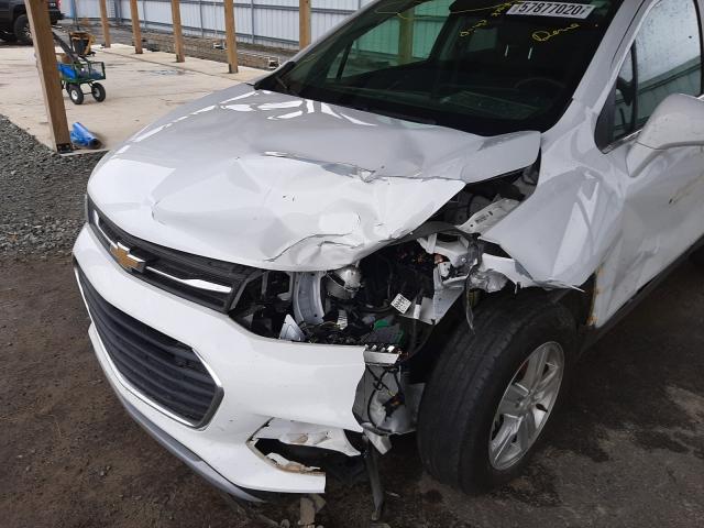 Photo 8 VIN: KL7CJLSB9JB691039 - CHEVROLET TRAX 1LT 