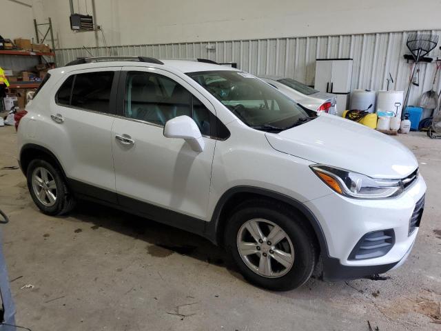 Photo 3 VIN: KL7CJLSB9JB705814 - CHEVROLET TRAX 1LT 