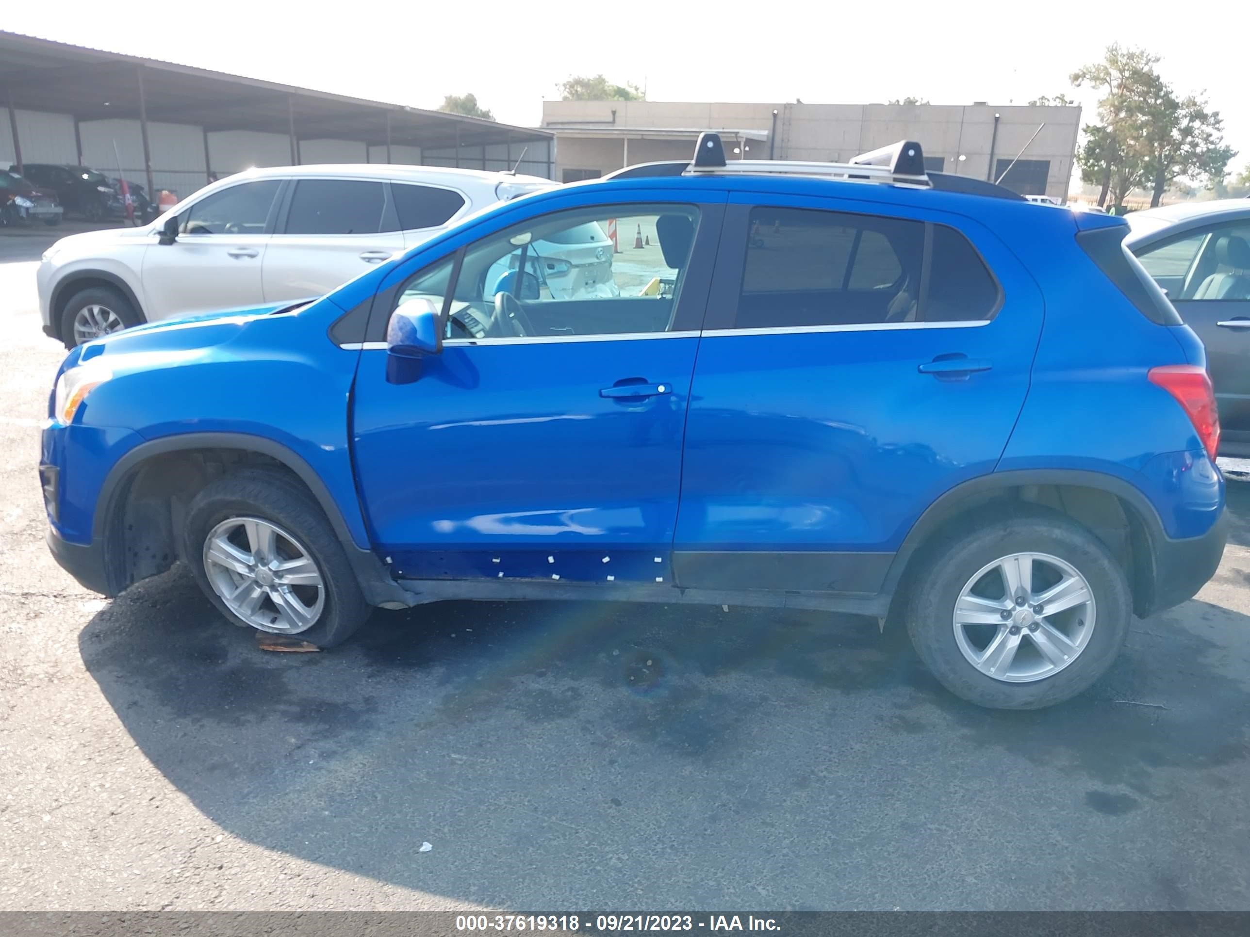 Photo 13 VIN: KL7CJLSBXFB058931 - CHEVROLET TRAX 