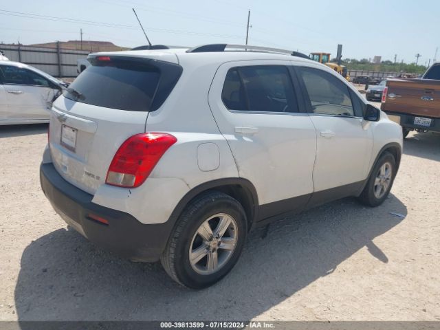 Photo 3 VIN: KL7CJLSBXGB670113 - CHEVROLET TRAX 