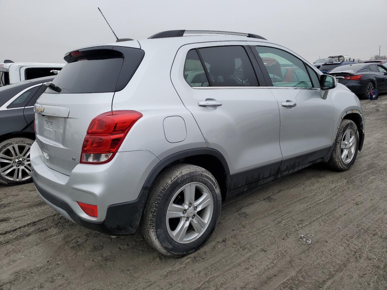 Photo 2 VIN: KL7CJLSBXHB235495 - CHEVROLET TRAX 