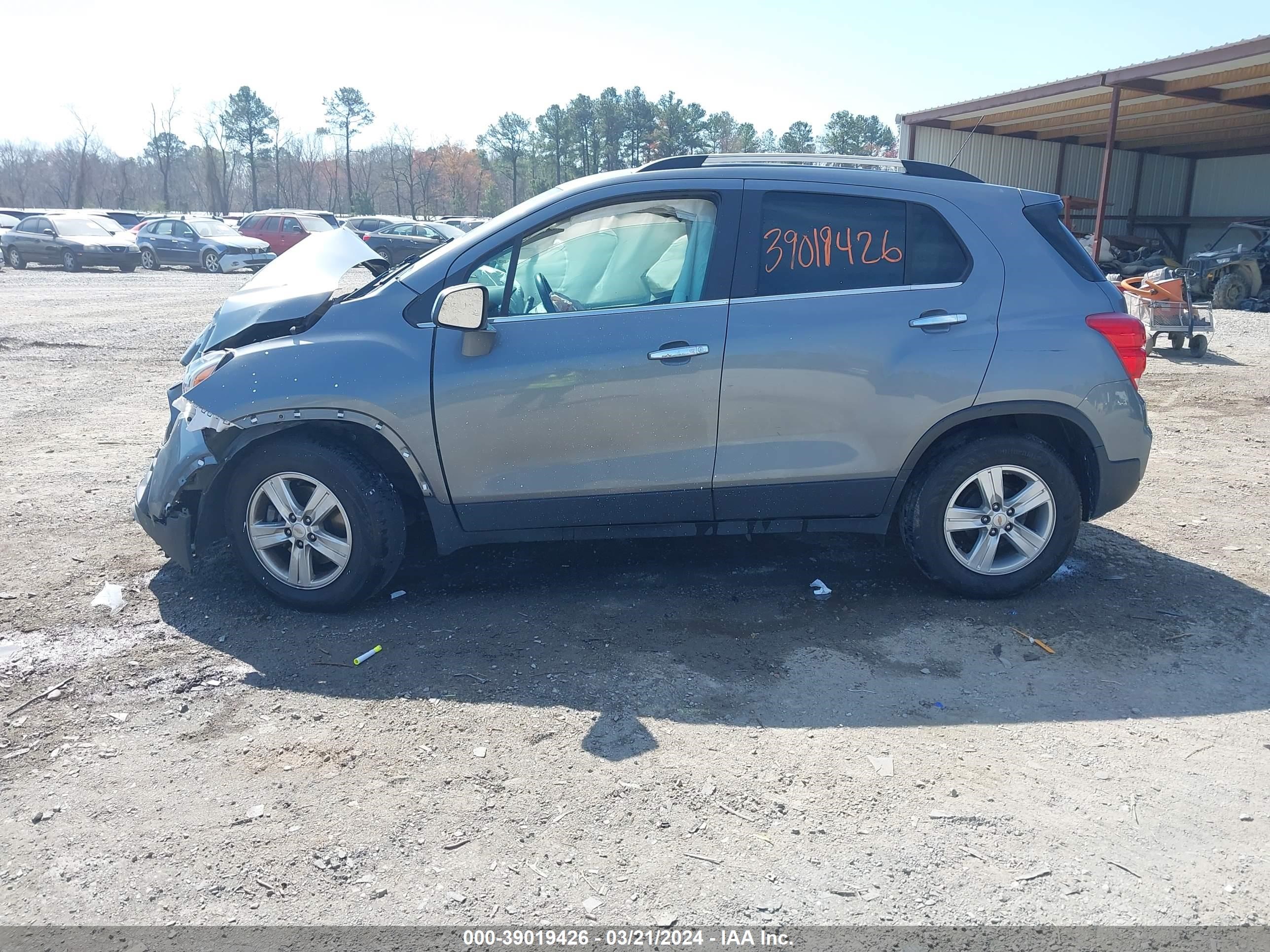 Photo 13 VIN: KL7CJLSBXKB939302 - CHEVROLET TRAX 