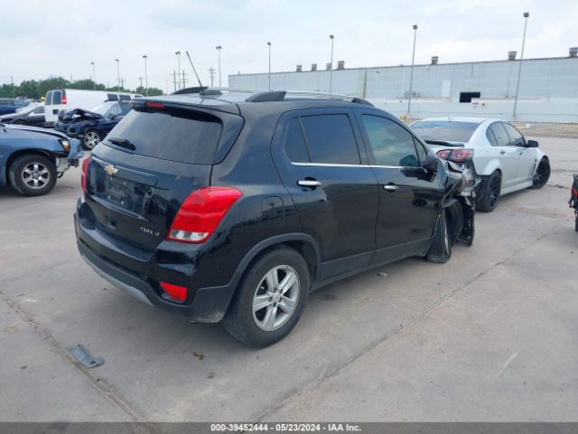 Photo 3 VIN: KL7CJLSBXLB013855 - CHEVROLET TRAX 