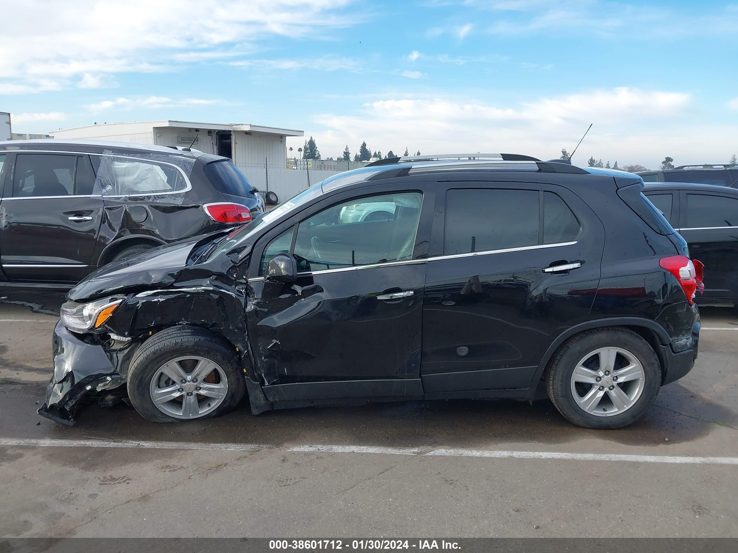 Photo 12 VIN: KL7CJLSBXLB028114 - CHEVROLET TRAX 