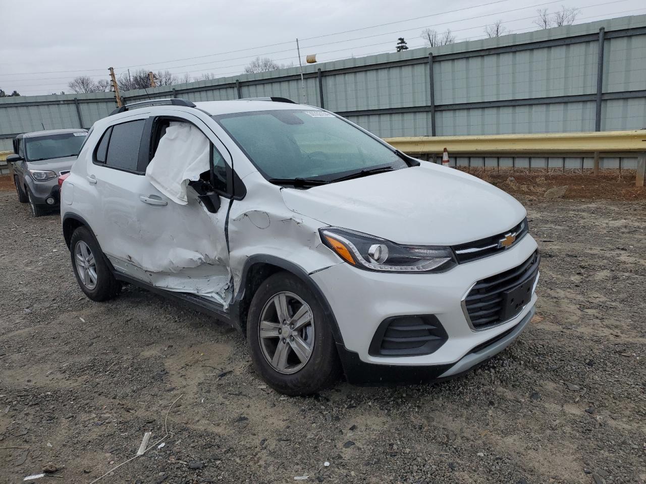 Photo 3 VIN: KL7CJLSM0NB568317 - CHEVROLET TRAX 