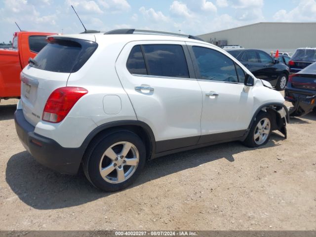 Photo 3 VIN: KL7CJMSB0GB662852 - CHEVROLET TRAX 