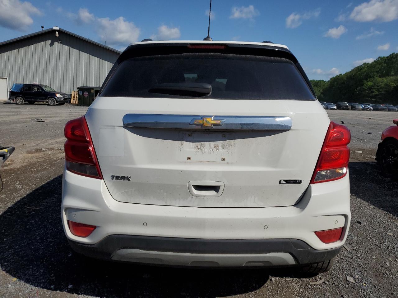 Photo 5 VIN: KL7CJMSB1HB072225 - CHEVROLET TRAX 