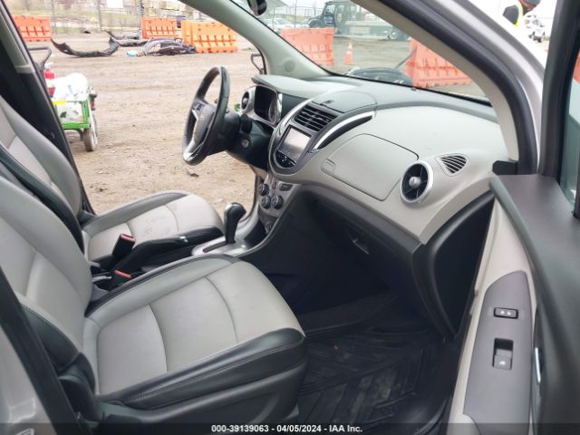 Photo 4 VIN: KL7CJMSB6GB562528 - CHEVROLET TRAX 