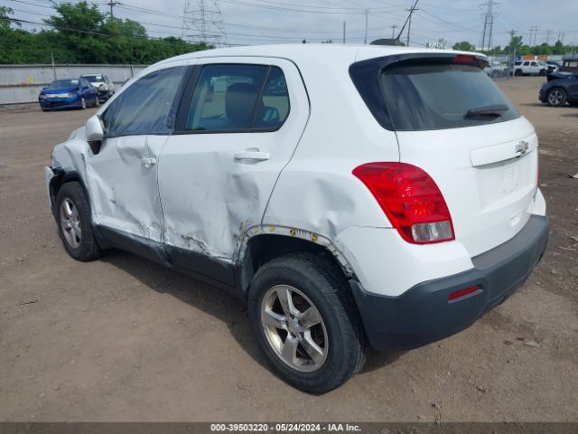 Photo 2 VIN: KL7CJNSB2GB528639 - CHEVROLET TRAX 