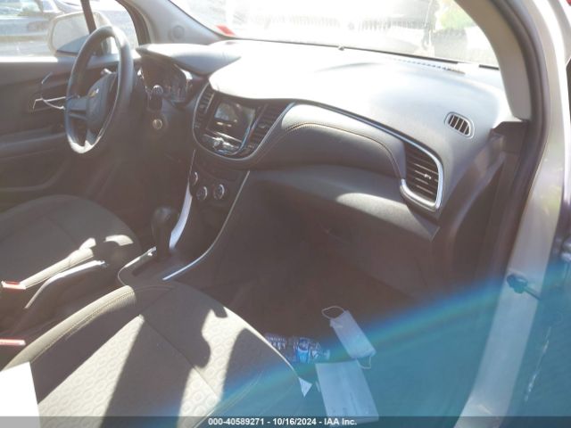 Photo 4 VIN: KL7CJNSB2JB708274 - CHEVROLET TRAX 