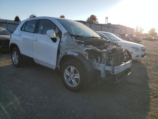 Photo 3 VIN: KL7CJNSB2JB710915 - CHEVROLET TRAX LS 