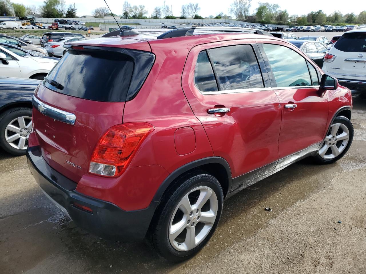 Photo 2 VIN: KL7CJNSB3FB205554 - CHEVROLET TRAX 