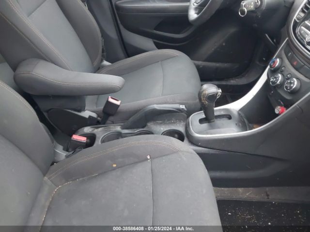 Photo 4 VIN: KL7CJNSB3HB102072 - CHEVROLET TRAX 