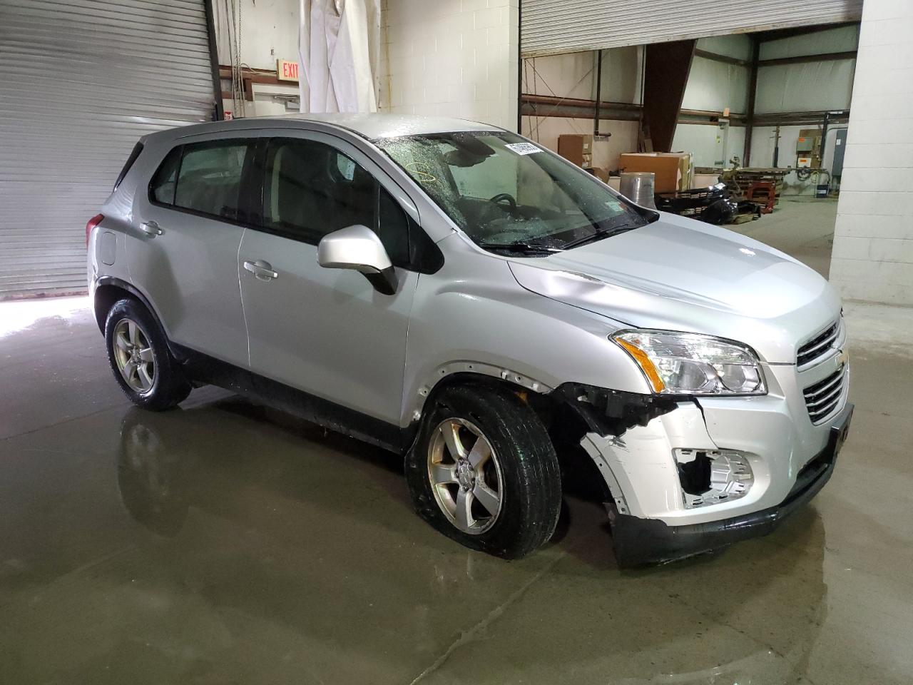 Photo 3 VIN: KL7CJNSB7GB754255 - CHEVROLET TRAX 