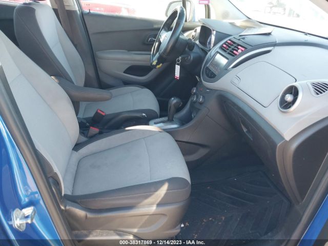 Photo 4 VIN: KL7CJNSB7GB757107 - CHEVROLET TRAX 