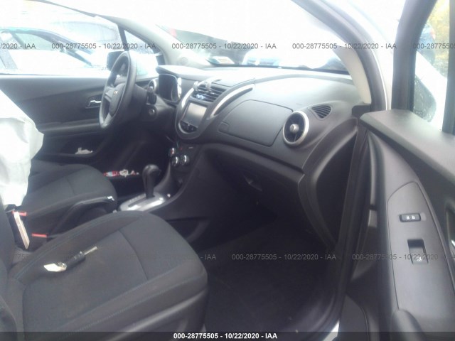 Photo 4 VIN: KL7CJNSB8GB599375 - CHEVROLET TRAX 