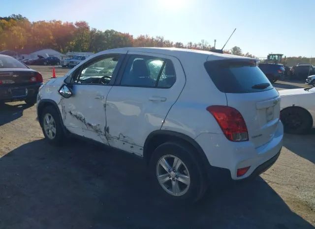 Photo 2 VIN: KL7CJNSB8JB570868 - CHEVROLET TRAX 