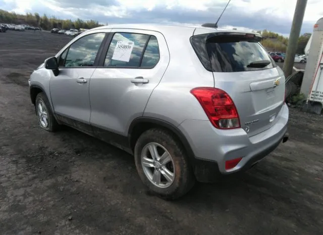 Photo 2 VIN: KL7CJNSB9HB073080 - CHEVROLET TRAX 