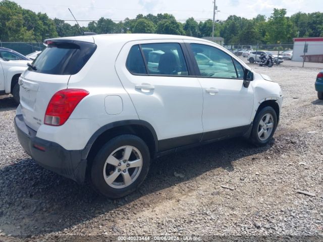 Photo 3 VIN: KL7CJNSBXGB754878 - CHEVROLET TRAX 