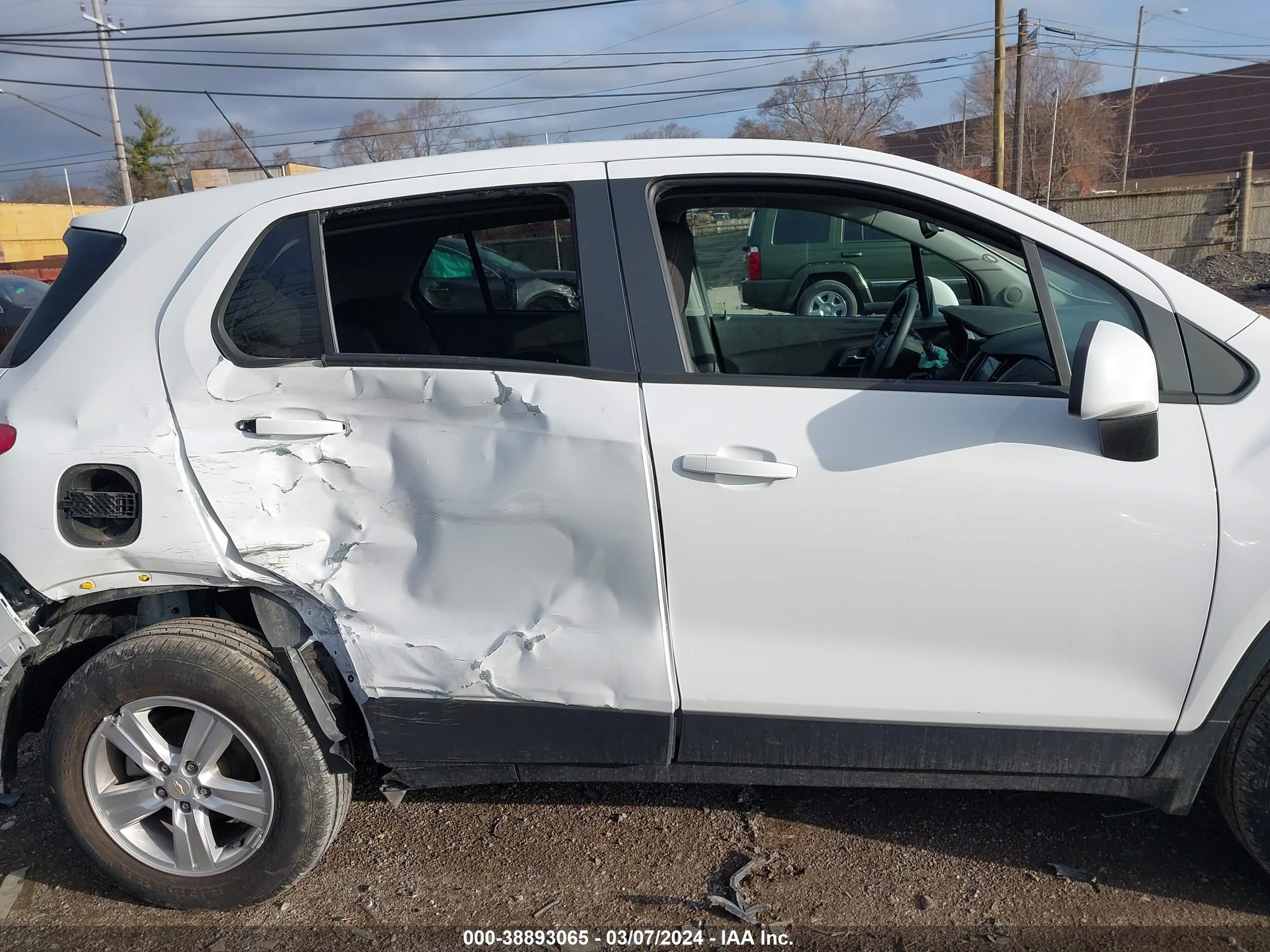 Photo 12 VIN: KL7CJNSM3MB369692 - CHEVROLET TRAX 