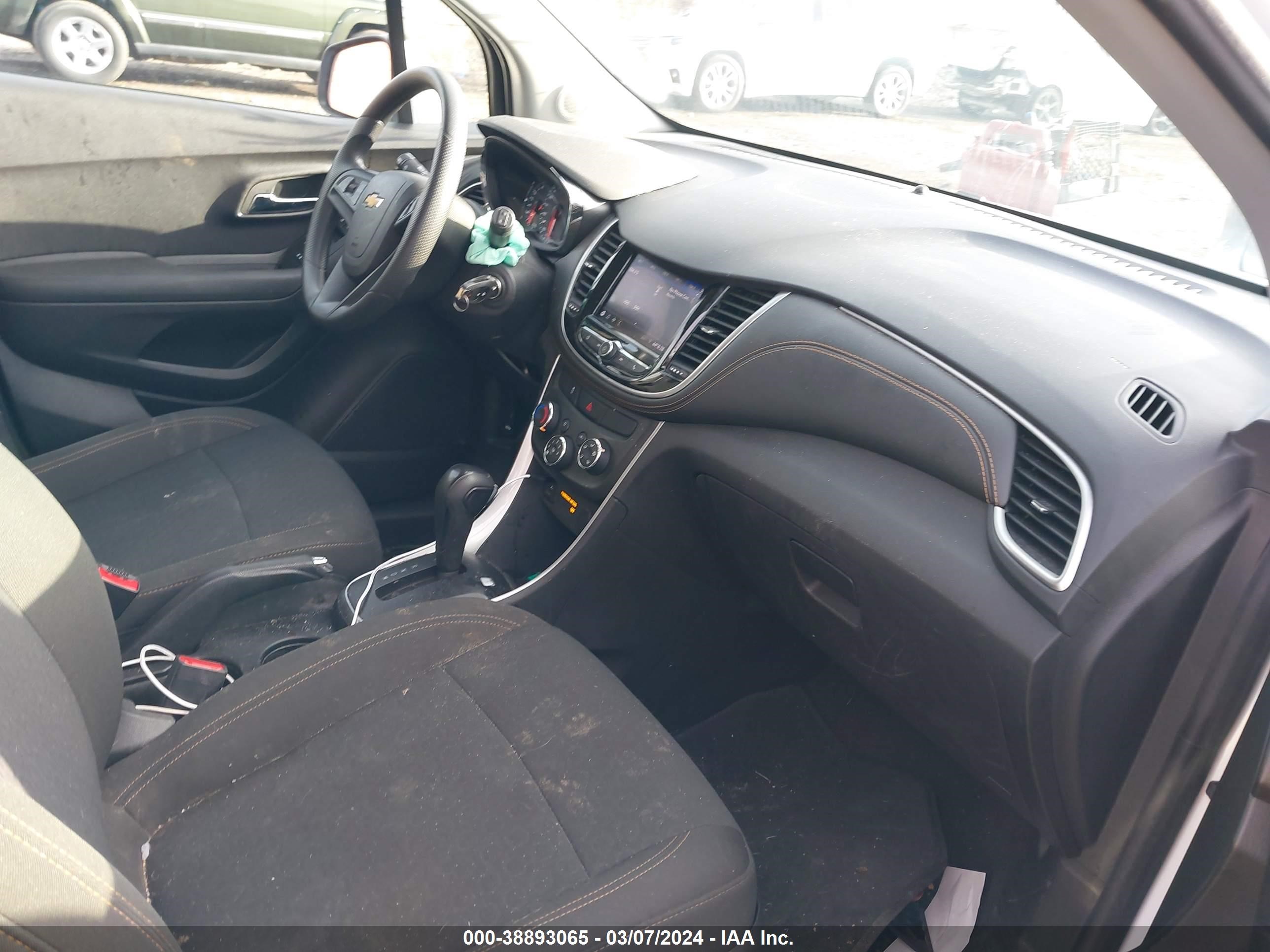 Photo 4 VIN: KL7CJNSM3MB369692 - CHEVROLET TRAX 