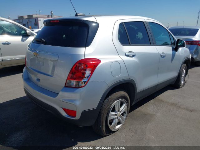 Photo 3 VIN: KL7CJNSM9MB373388 - CHEVROLET TRAX 