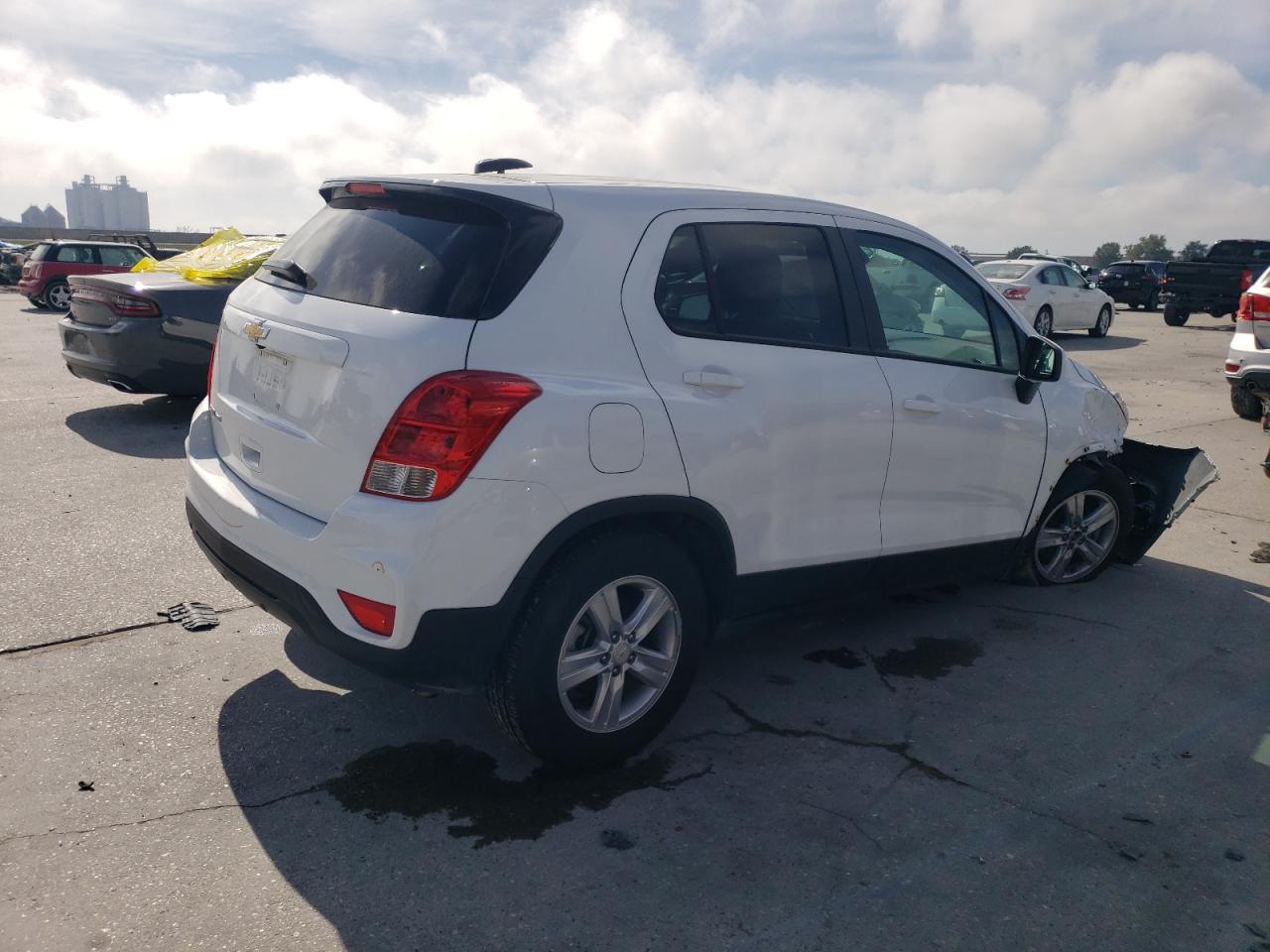 Photo 2 VIN: KL7CJNSM9NB549681 - CHEVROLET TRAX 