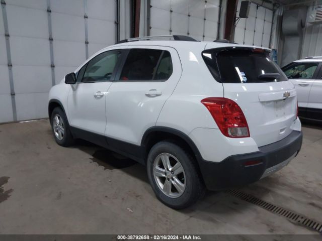 Photo 2 VIN: KL7CJPSB0GB645812 - CHEVROLET TRAX 