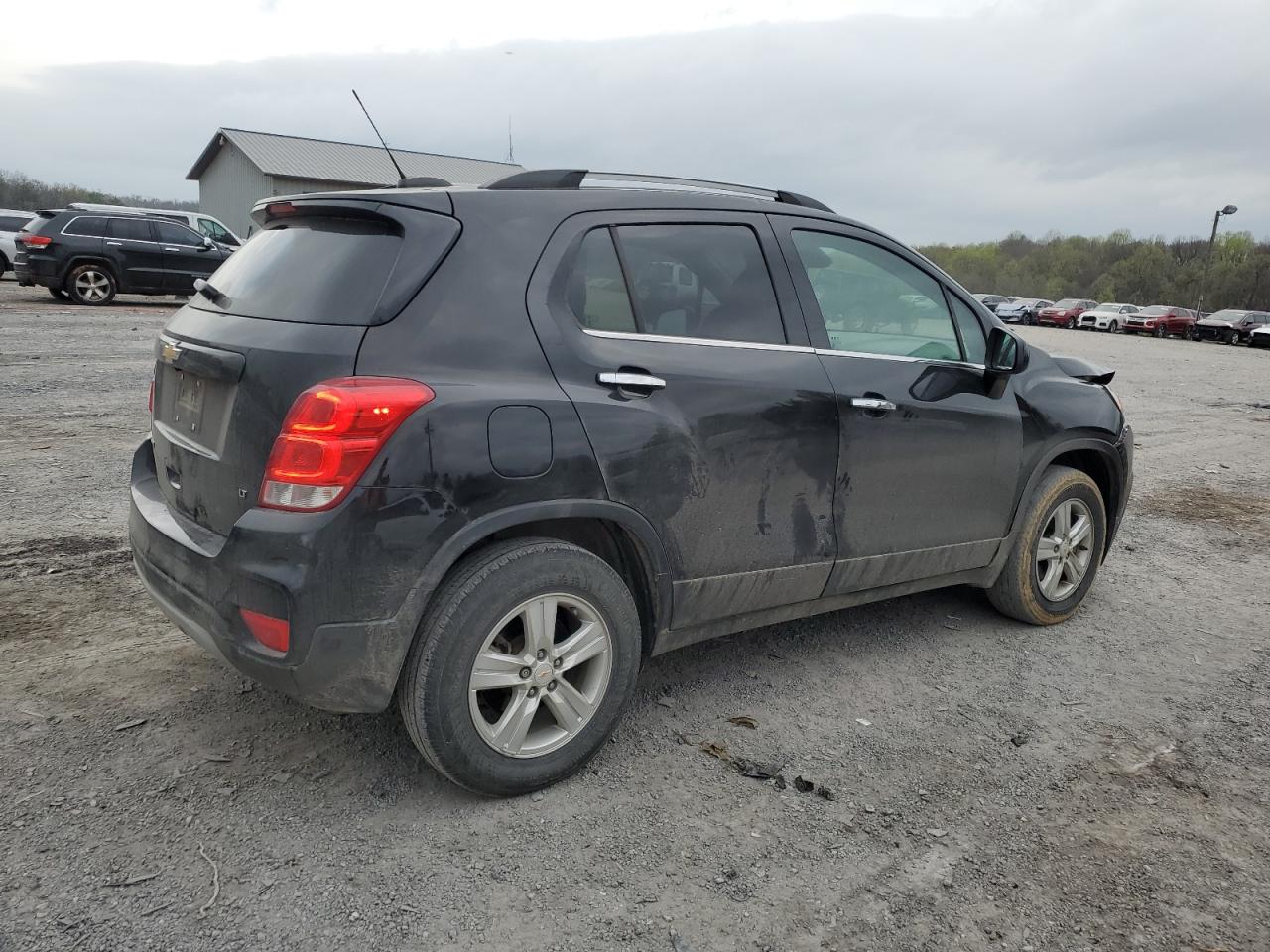 Photo 2 VIN: KL7CJPSB0KB873690 - CHEVROLET TRAX 