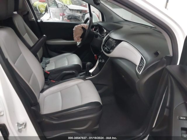 Photo 4 VIN: KL7CJPSB0MB337115 - CHEVROLET TRAX 